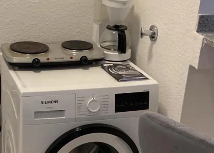 Neu Renovierte Whg Naehe Wasserbahnhof Und Krankenhaus Mit Aufzug Grosse Kueche Apartman Mülheim an der Ruhr